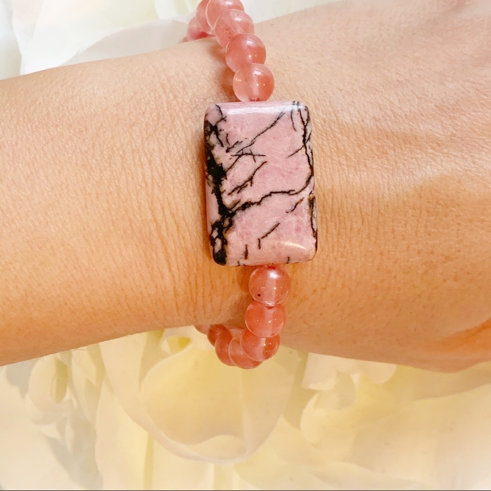 Handcrafted Rhodonite gemstone stretch bracelet